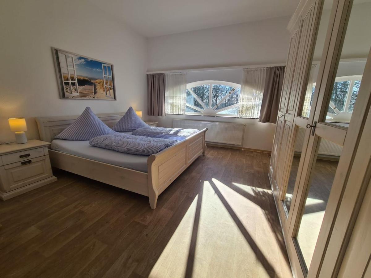 Gulfhof Greetsiel Apartment ภายนอก รูปภาพ