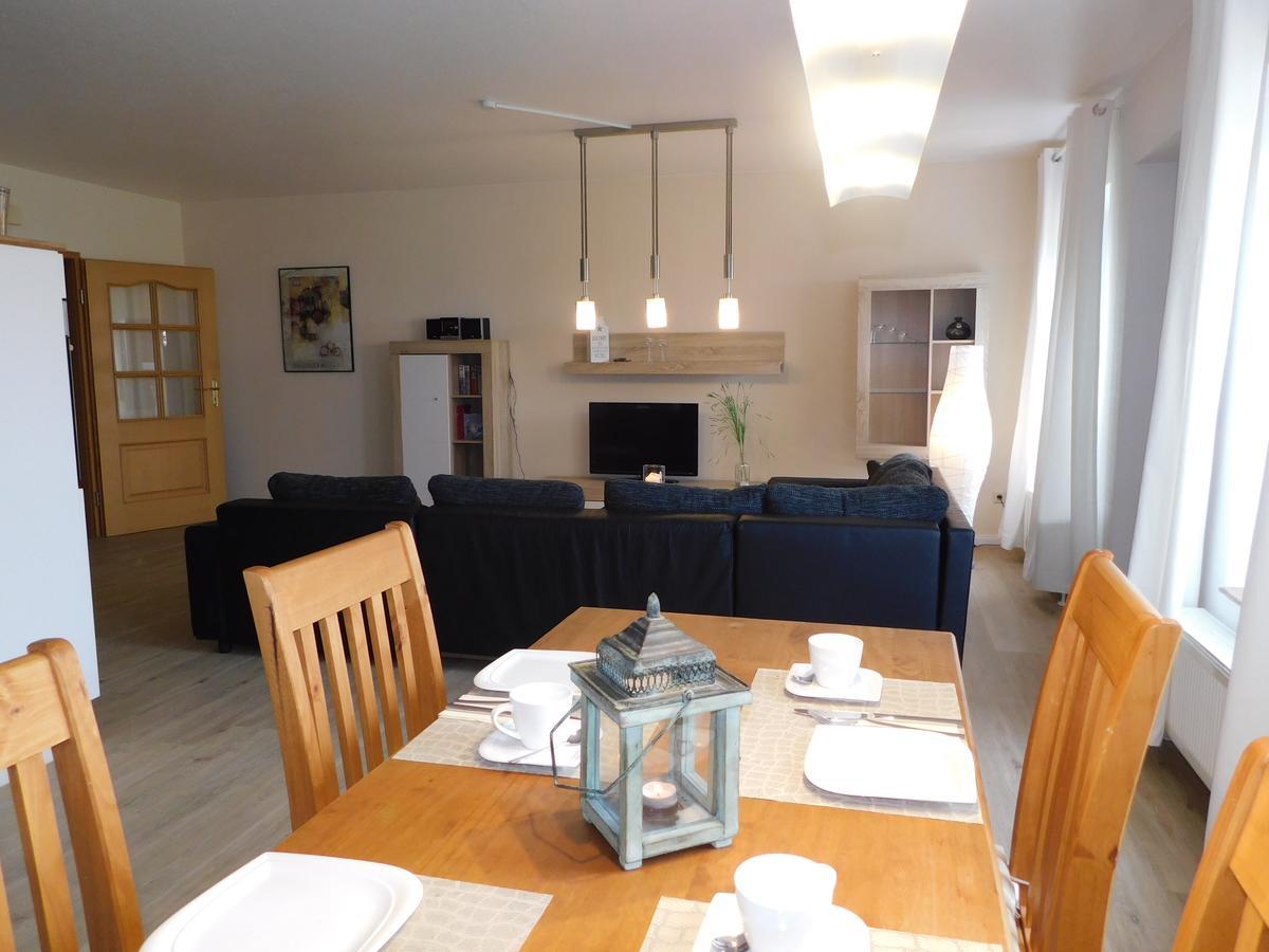 Gulfhof Greetsiel Apartment ภายนอก รูปภาพ